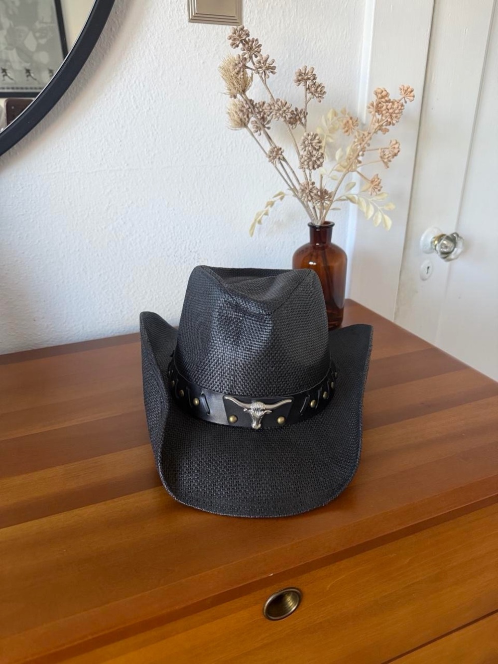 Black cowboy women’s hat